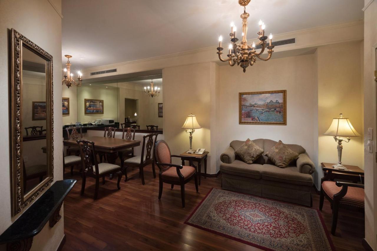 Safi Royal Luxury Valle San Pedro Garza Garcia Екстериор снимка A suite at the Grand Hotel