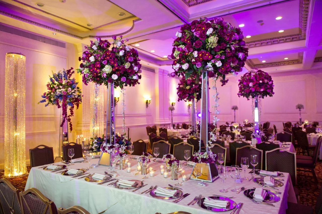 Safi Royal Luxury Valle San Pedro Garza Garcia Екстериор снимка A wedding reception at the InterContinental London Park Lane