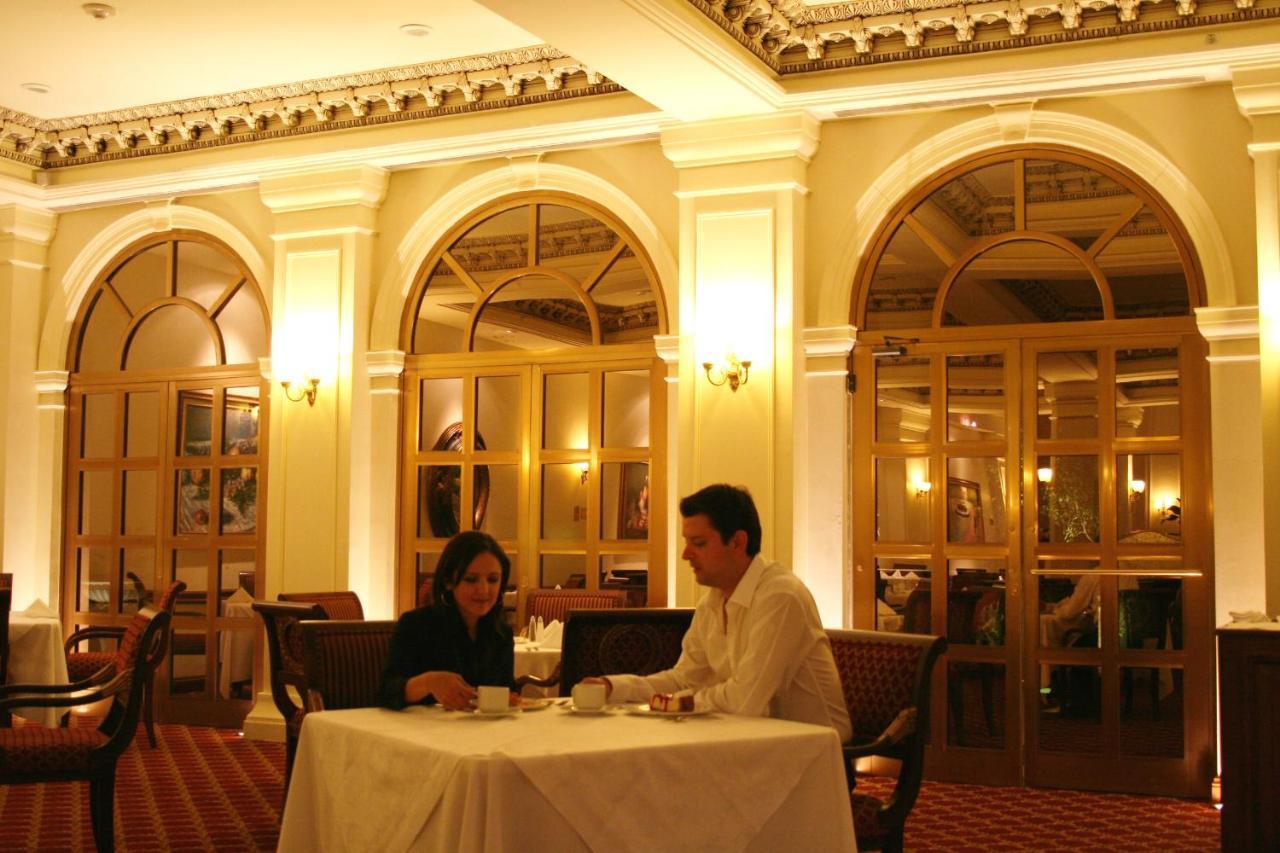 Safi Royal Luxury Valle San Pedro Garza Garcia Екстериор снимка The lobby lounge