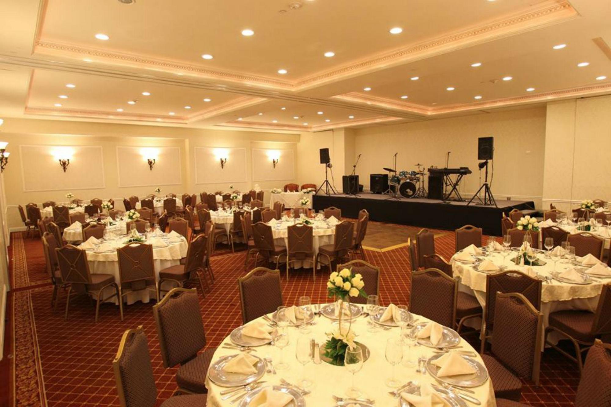 Safi Royal Luxury Valle San Pedro Garza Garcia Екстериор снимка The ballroom