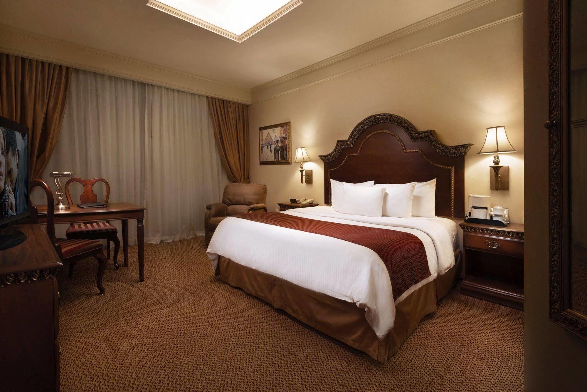 Safi Royal Luxury Valle San Pedro Garza Garcia Екстериор снимка Deluxe Room